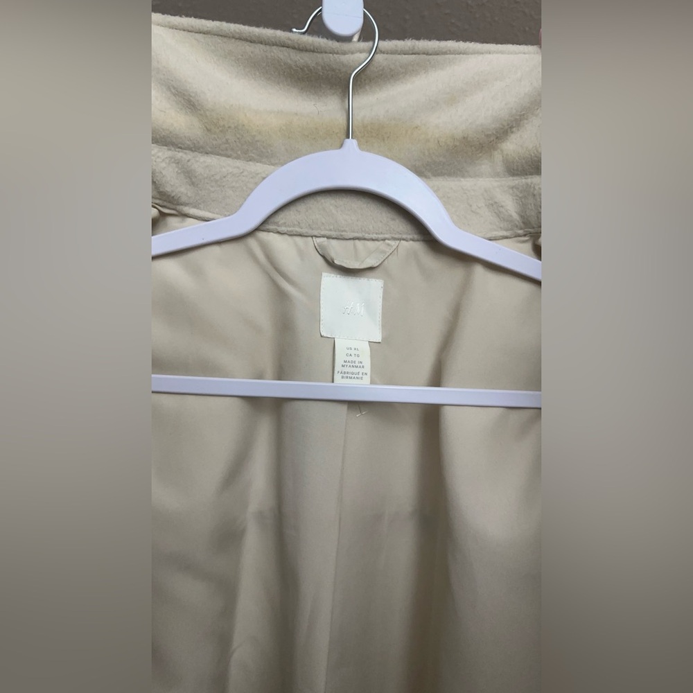H&M Cream Button-Up Jacket - Picture 8 of 9